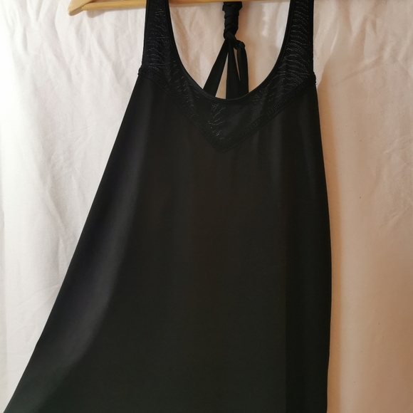 workout top, medium - Picture 4 of 8